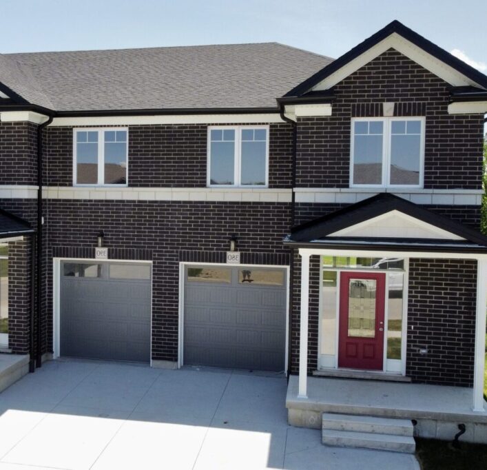 <b>For Sale (End-Unit)</b><h4>$614,900 </h4></br>256 Keeso Lane, North Perth, ON</br> Two-Storey Townhouse</br> 1,820 square feet</br> <div class ="icons-col"> <div class ="icon-con"><span class="uabb-icon"><i class="fas fa-bed"></i></span><span>3 beds</span></div> <div class ="icon-con"><span class="uabb-icon"><i class="fas fa-bath"></i></span><span>2.5 baths</span></div> <div class ="icon-con"><span class="uabb-icon"><i class="fas fa-car"></i></span><span>Garage parking</span></div></div>